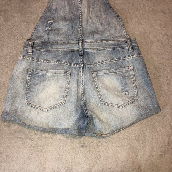 FOREVER 21 Distressed Denim W/ Pockets Embroidered Overall Jean Shorts - Picture 7 of 10